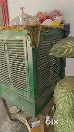 Metal cooler with iron body
