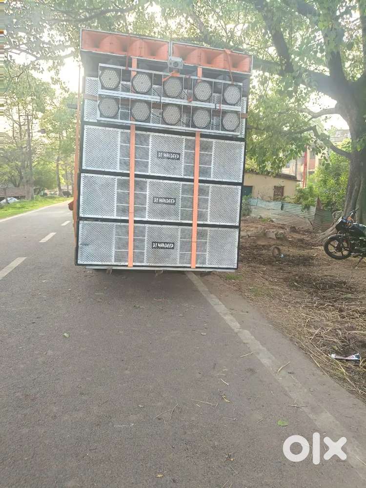 Dj 4/15×4 4/15×4, Box, 16 pic speaker 600 wat  full condition