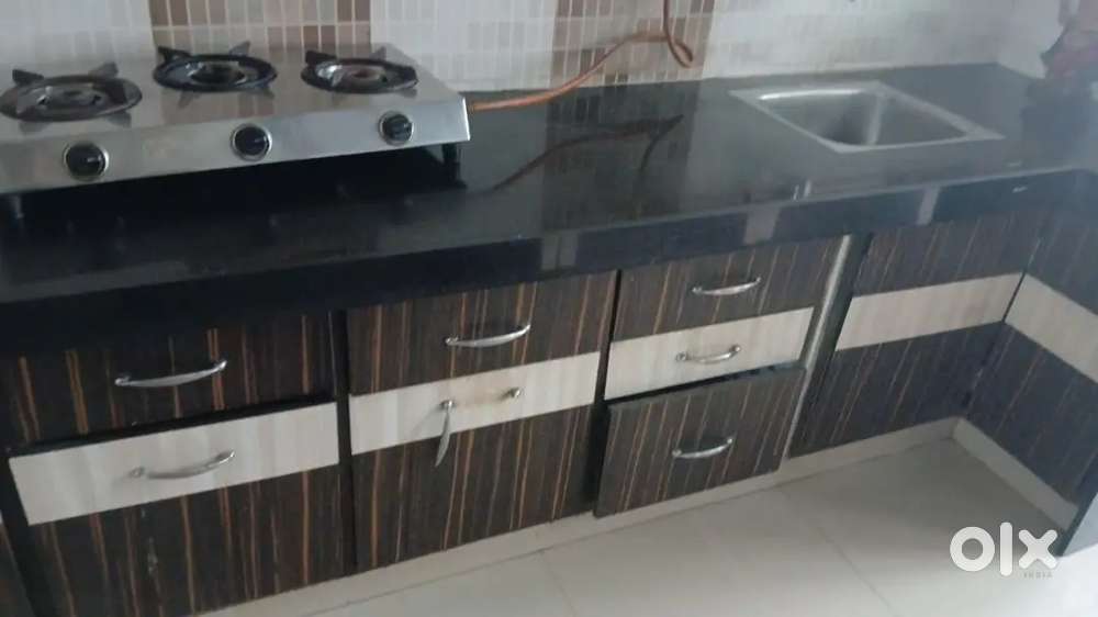 2bhk Semi furnished flat Available For Sale