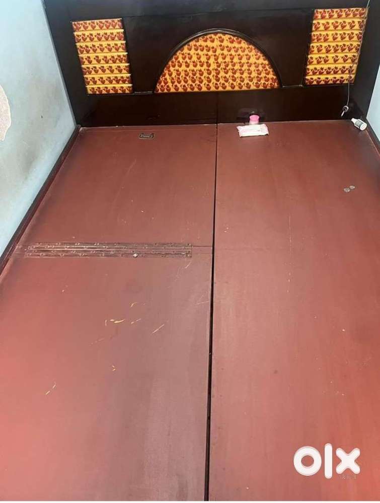 King size bed for sale