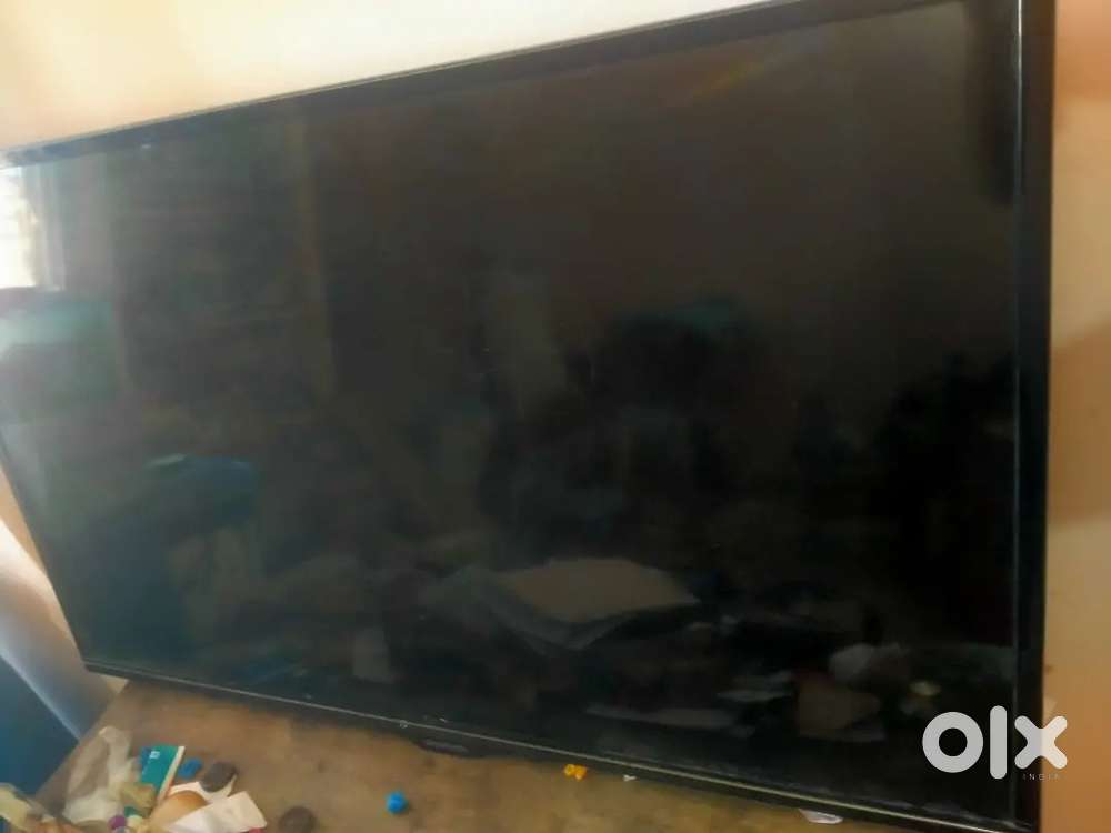 Skyworth 43inch smart tv display not working