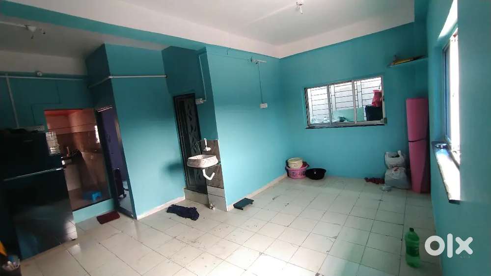 Urgent Sale 1BHK 400sqft FLAT TOPSIA POST OFFICE GALI ISMAIL MASJID