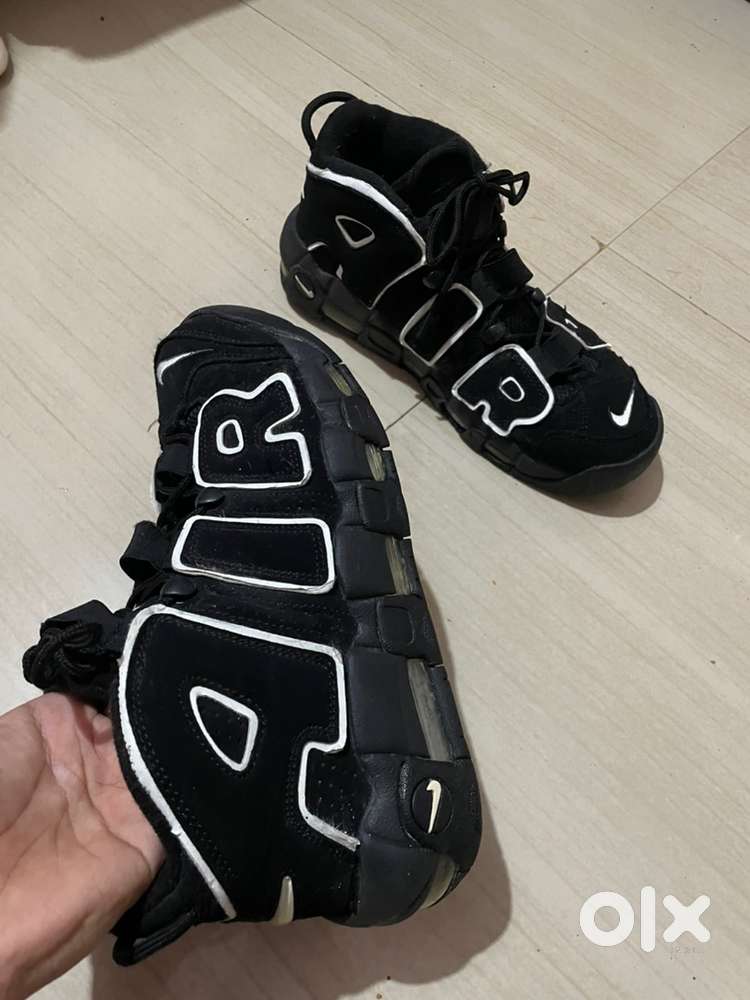 Air shoes more uptempo black color