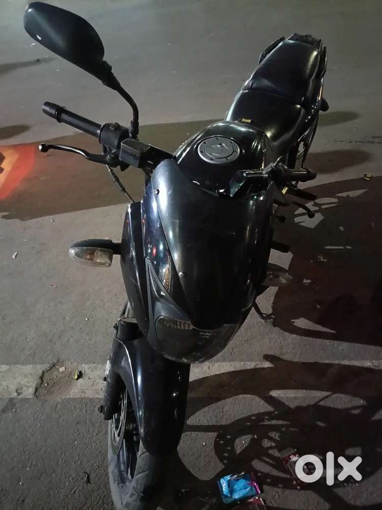 Bajaj pulsur