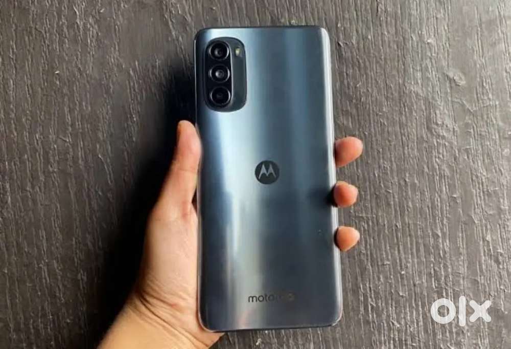 Motorola G52 with Bill Box original charger