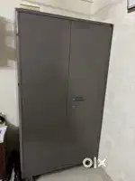 Stell cupboard