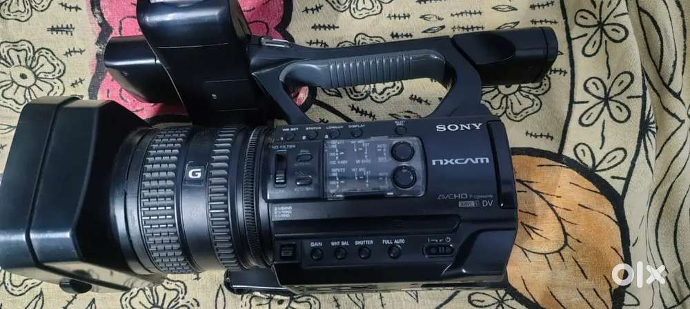 Sony NX100 video camera