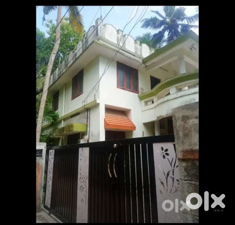 A 3 BHK furnished house for rent forBACHELORS(MEN)nearTechnoparkphase4