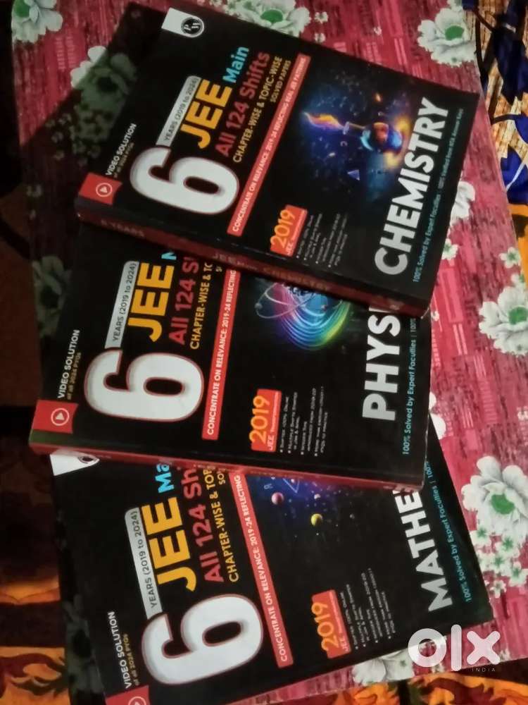 Pyqs book jee mains..