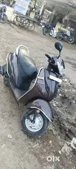 Gadi me koi kam nahi  gadi fresh condition me h
