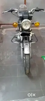 Shamaha Rx 100 Showroom conditions bike 3 years valid