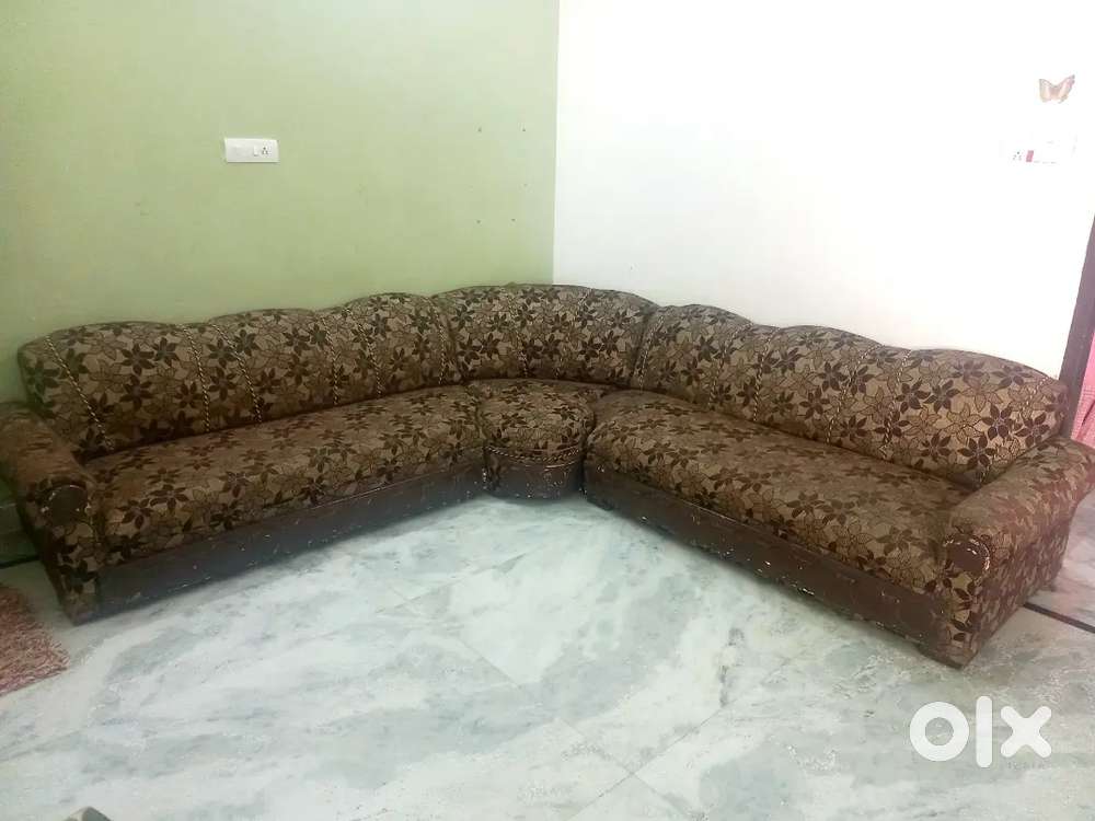7 seater Sofa Set.