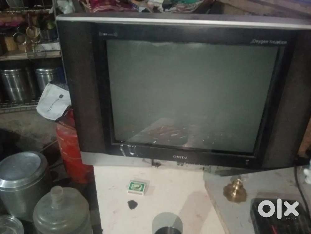 Sel byy my old tv I'm so kreji with my sel