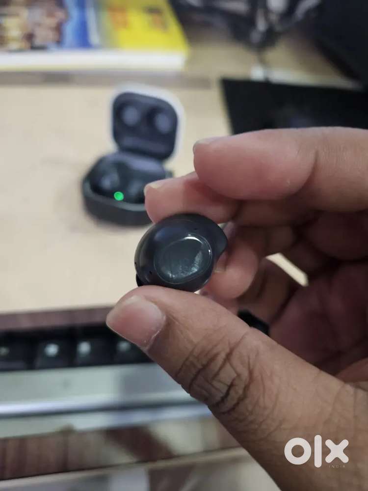 Samsung Buds FE