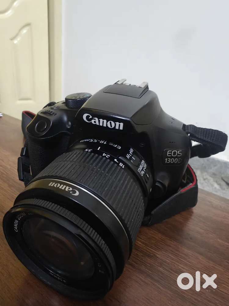 Canon EOS 1300D with 2 lens