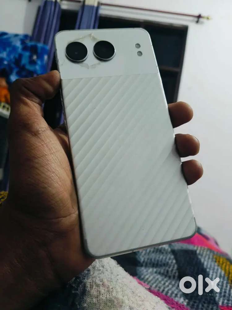 One plus nord 4 5g and 8+8/256gb