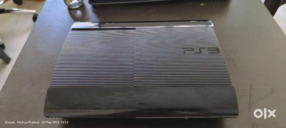 PS3 Slim Model