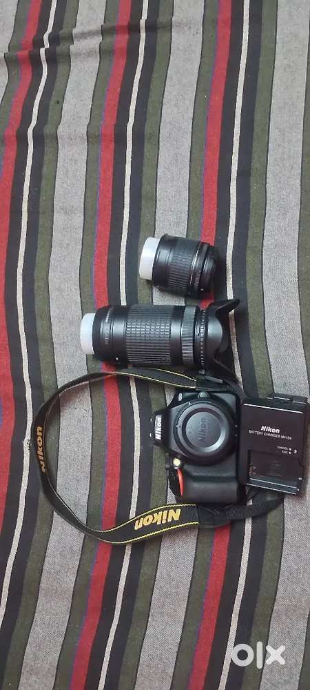 CAMERA (NIKON) selling