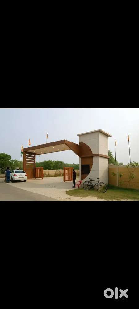 Plots in best location lucknow
