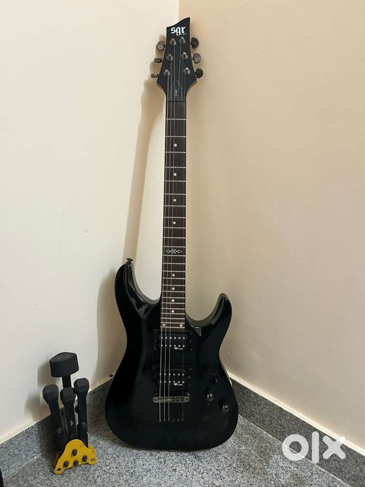 Schecter SGR C1 Electric Guitar and Mender Mustang Amo for sale