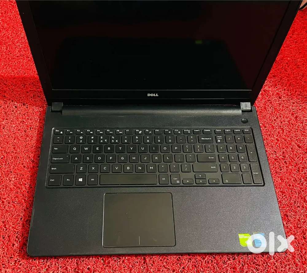 Dell i3 5th gen with graphics