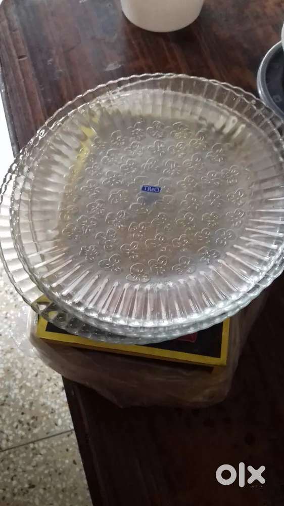 Trio Dish new branded set.And somny Chinaware set.