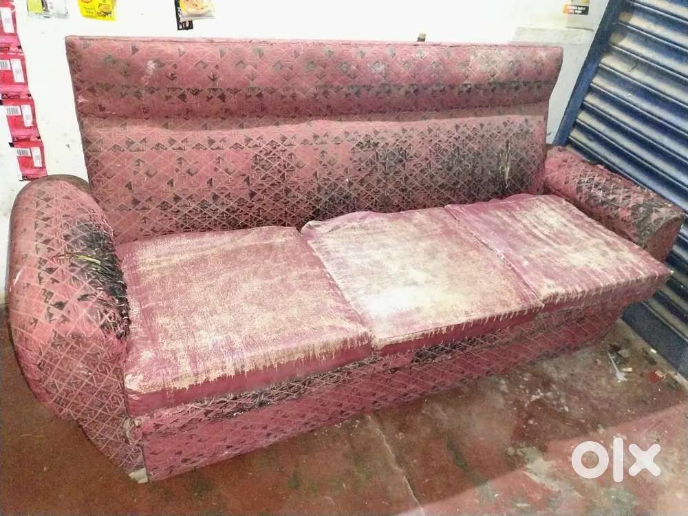 I purchased new sofa so Am saling this sofa n a chair.