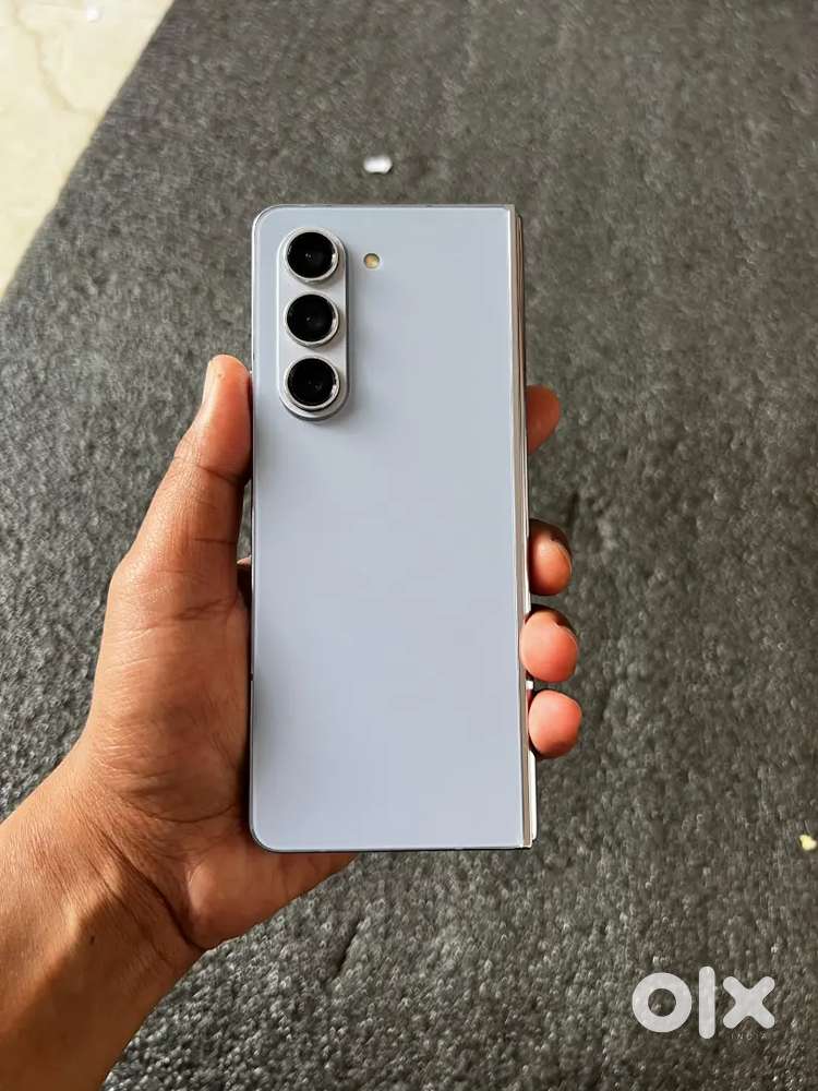 Samsung Fold 5 12/256 (inner display not working)