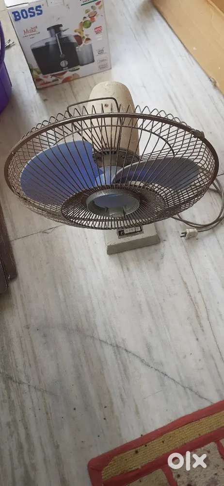 Table fan orint ચાલુ કેન્ડેસેન મા છે