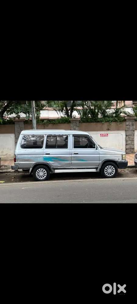 Toyota Qualis 2000 Diesel 430261 Km Driven