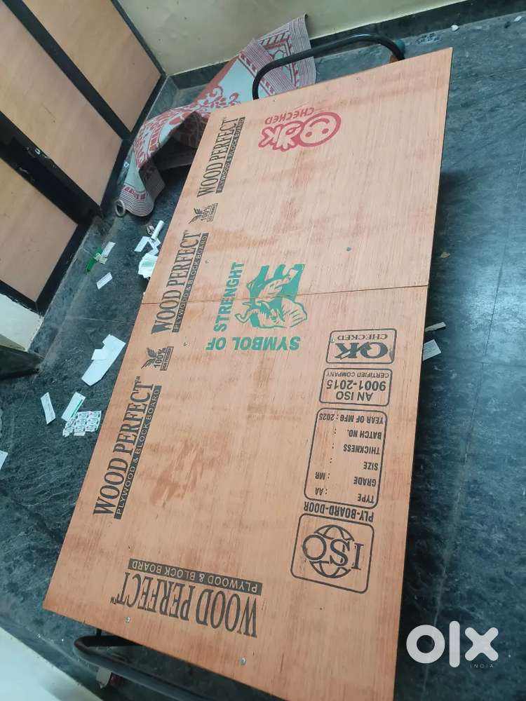 FOLDABLE WOODEN COT FOR SALE