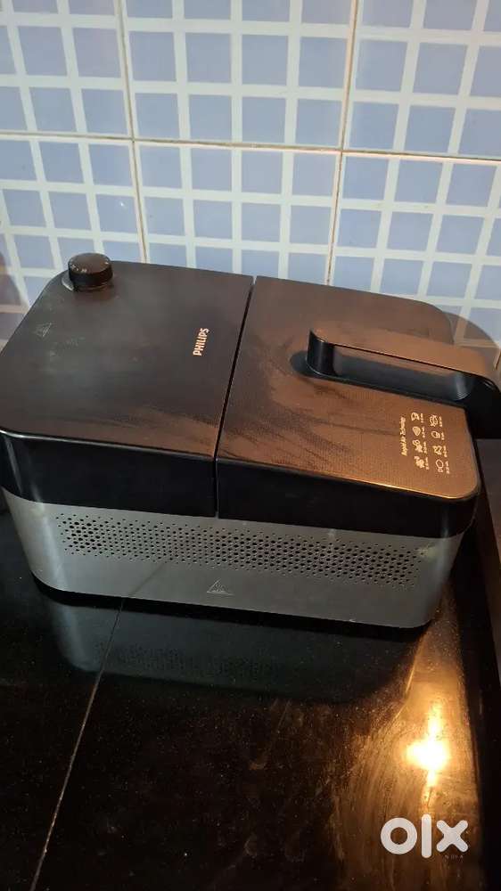 Philips Low-Fat Fryer (Air Fryer)