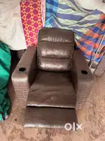 Home theater recliners total of 6