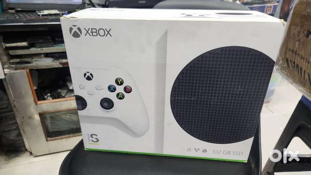XBOX Series S 512 GB Digital ED Lite used with box