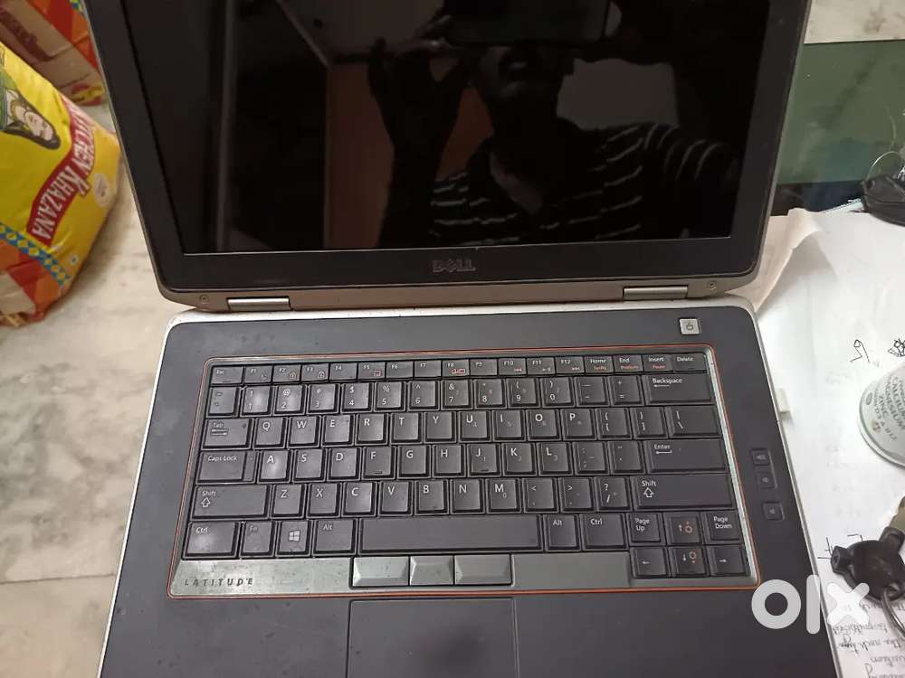 DELL LAPTOP
