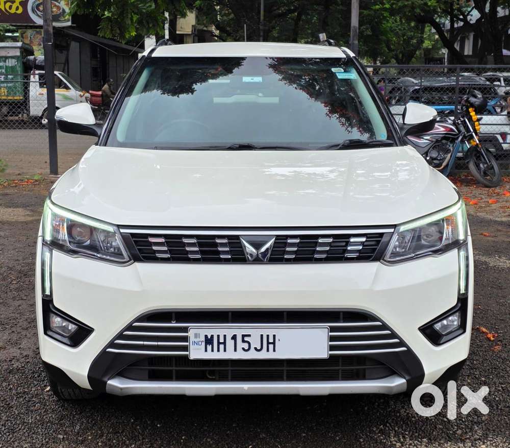 Mahindra XUV300 W8 Diesel, 2023, Diesel