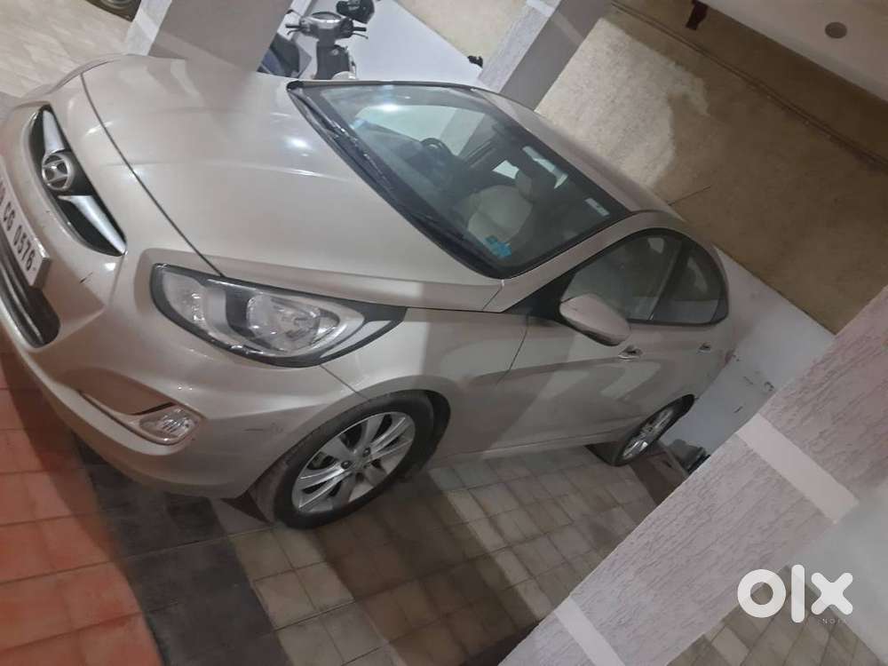 Verna Fludic Showroom Track