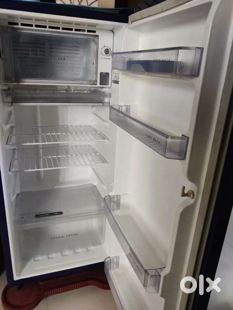 Whirlpool refrigerator 190 liter