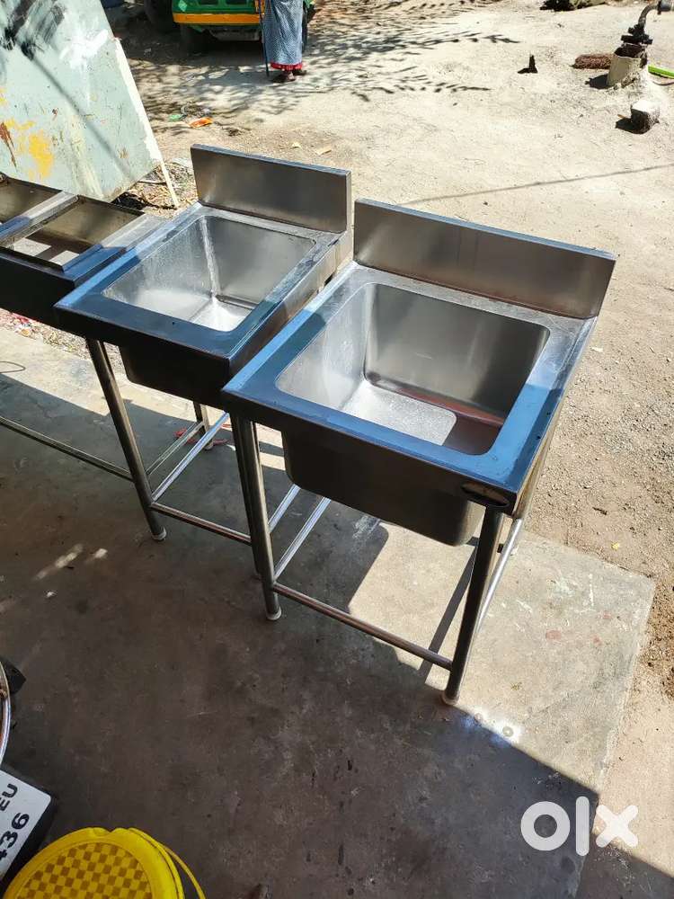 Refurbished hotel and restaurant kitchen equipments