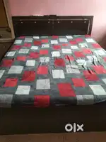 King size bed