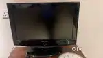Samsung LCD TV.- 30 inch. with stand