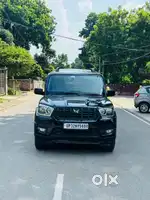 Mahindra Scorpio Classic 2023 Diesel 68000 Km Driven