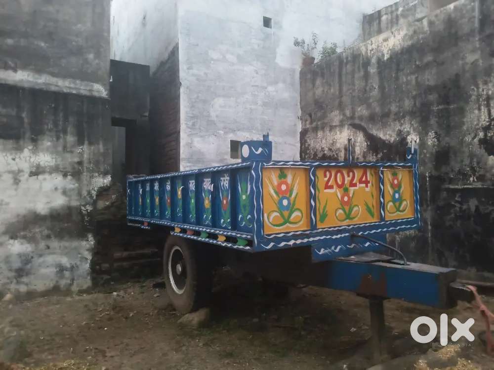Trolly urjent sell hai full body jack available