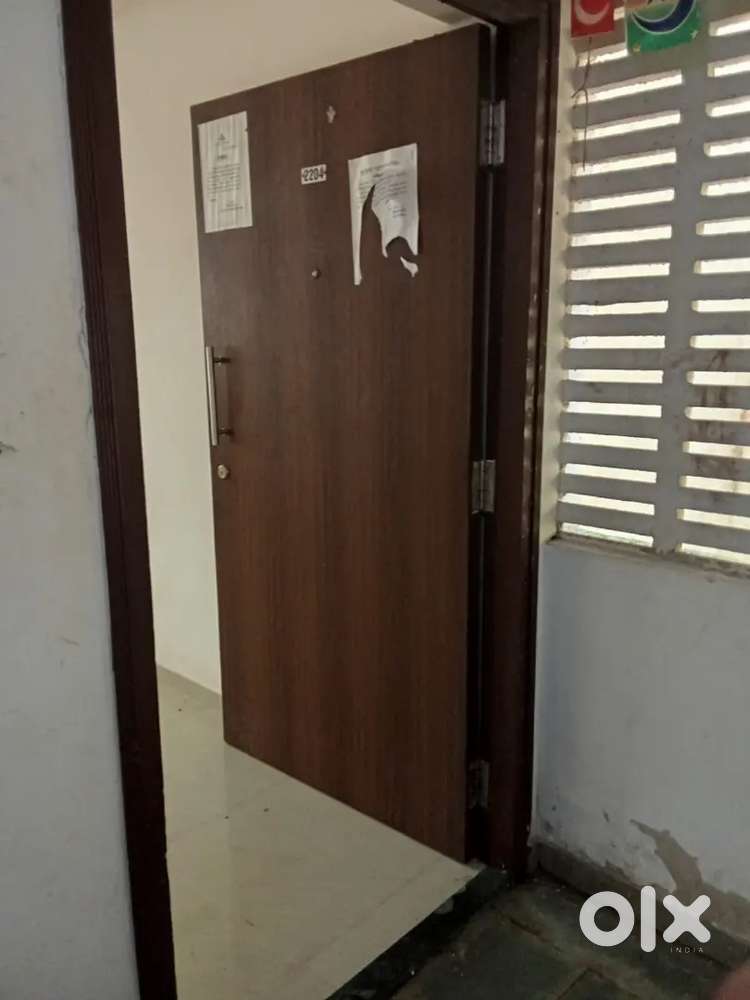 1bhk unfurnished at ram mandir station