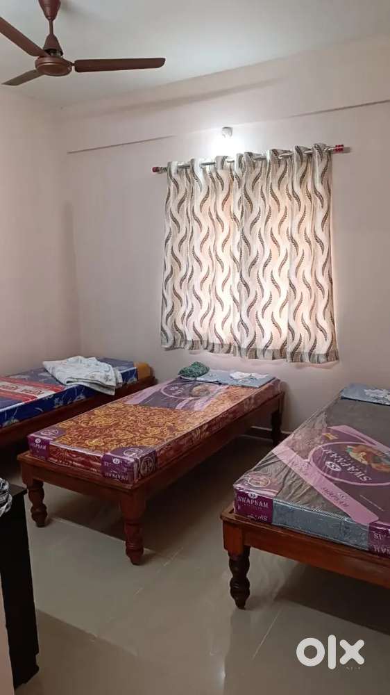 Flatmate required for the fully furnished apartment