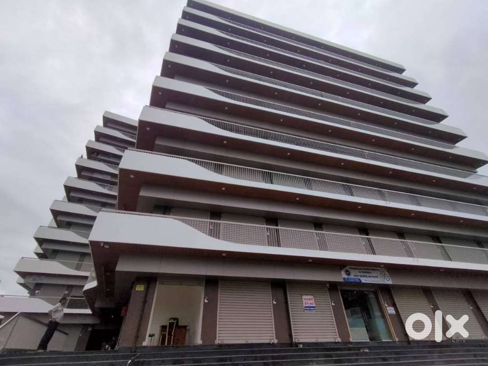 Ground Floor For Rent in Roongta Shopping Hub, Indira Nagar, Nashik