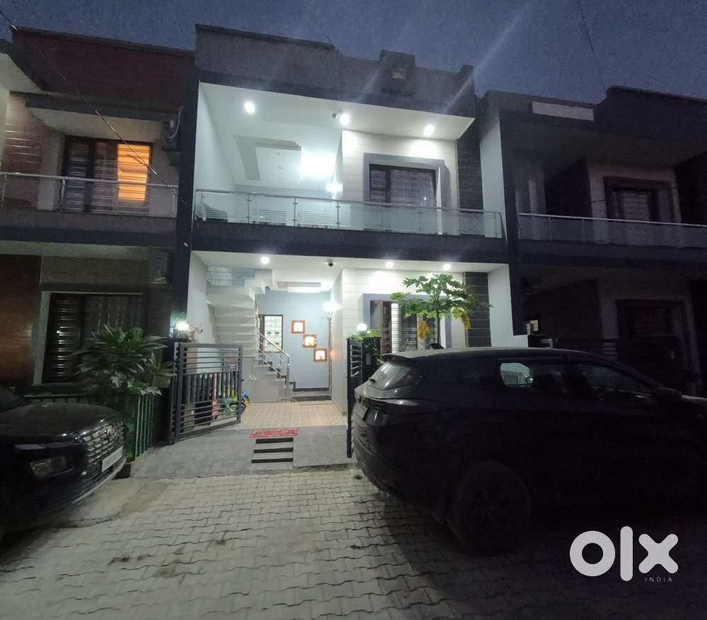 1.5 storey kothi 110 gaj