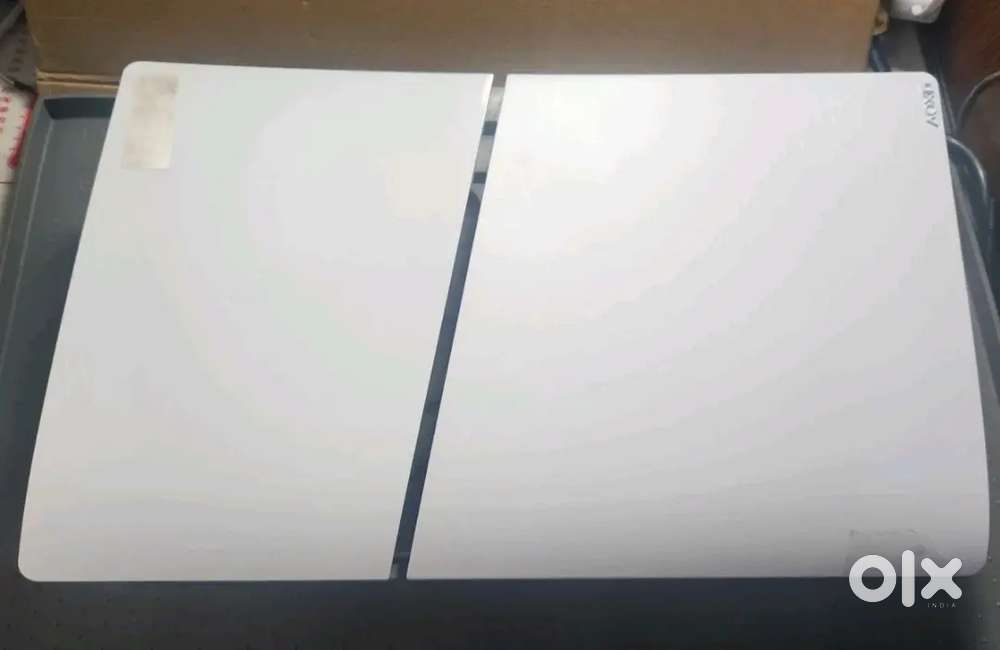 Sony PlayStation 5 Digital Edition Great Condition + Controller