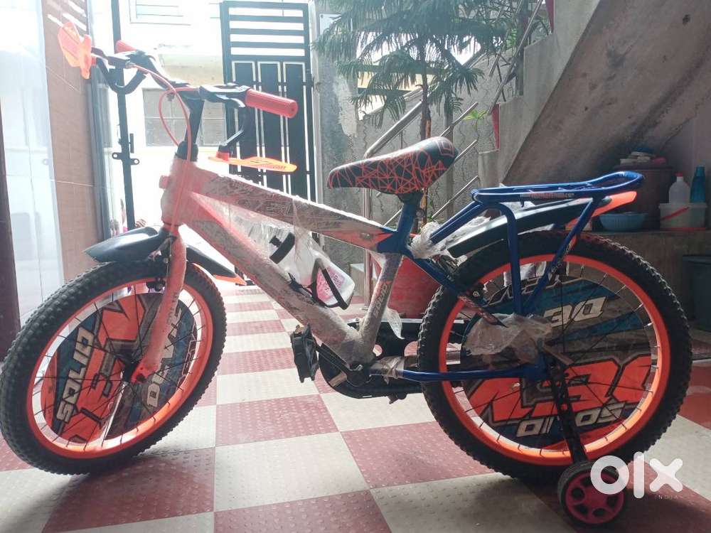 Suitable for 6-7 years boy or girl