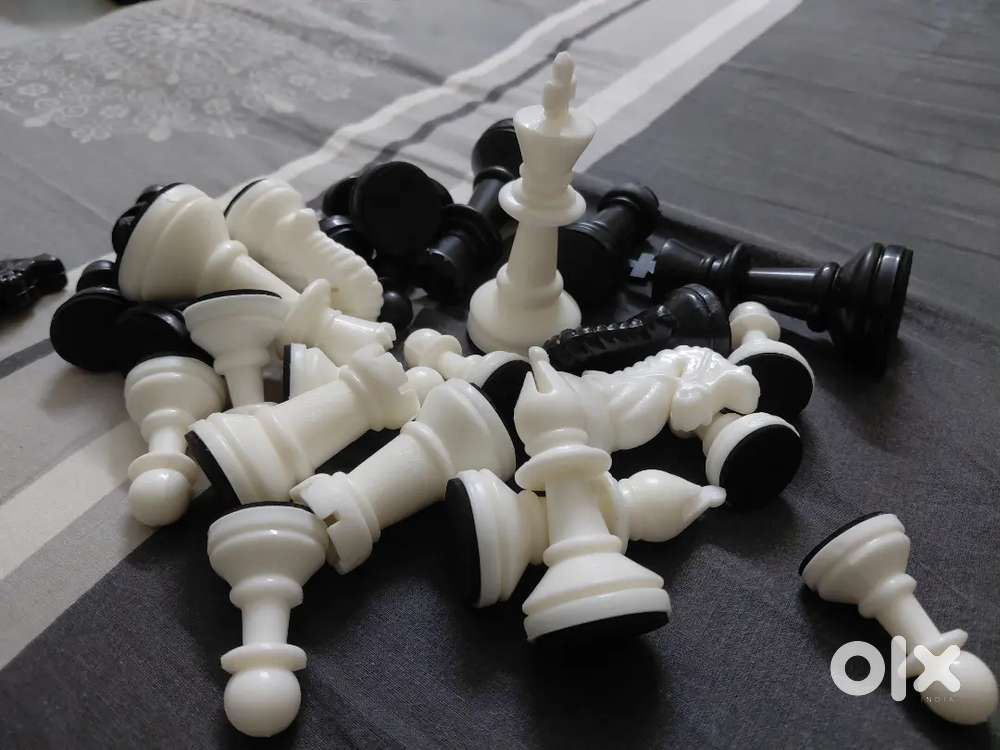 CHESS PIECES